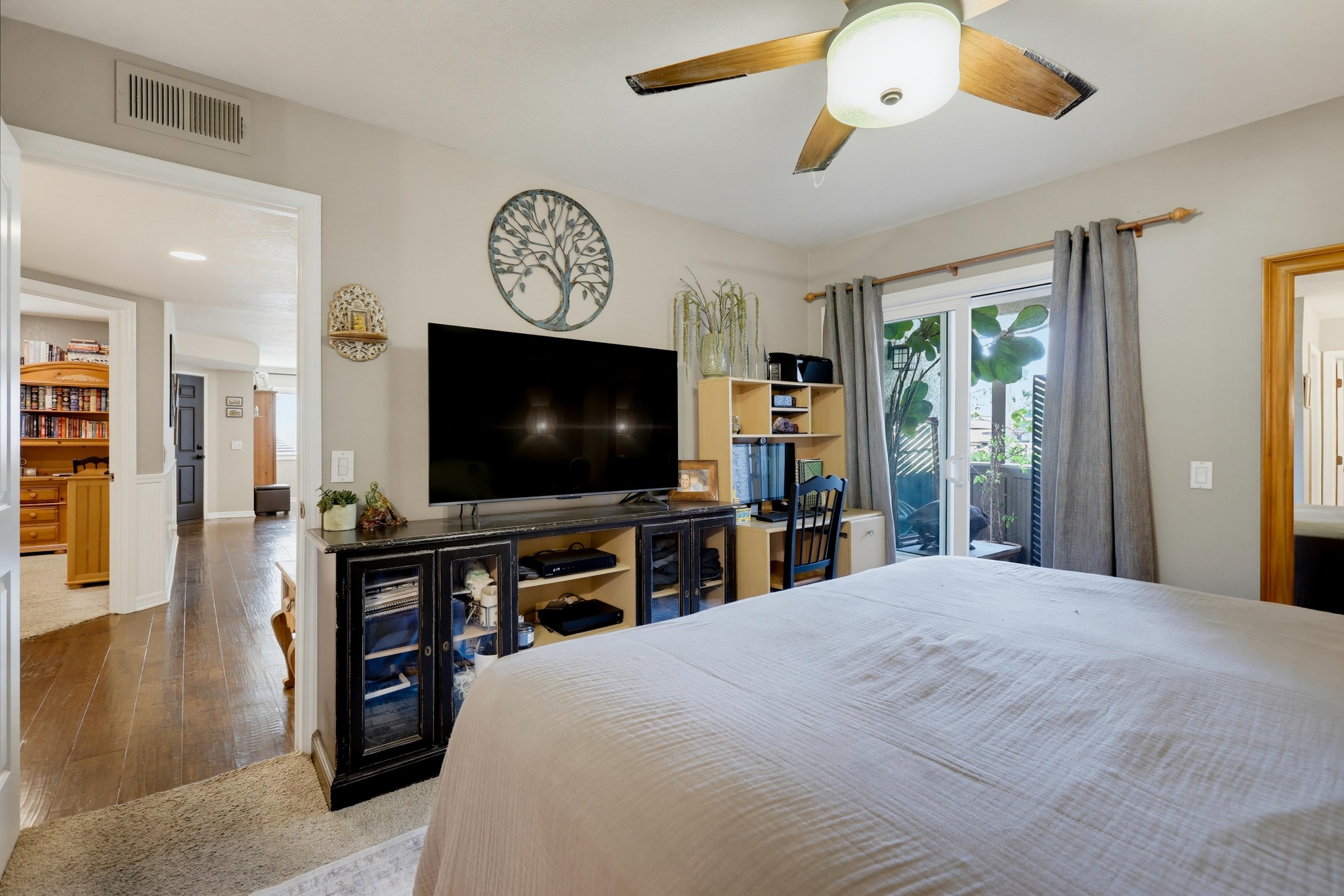 Virtual tour photo 32 of 71 for 34 Corniche Dr