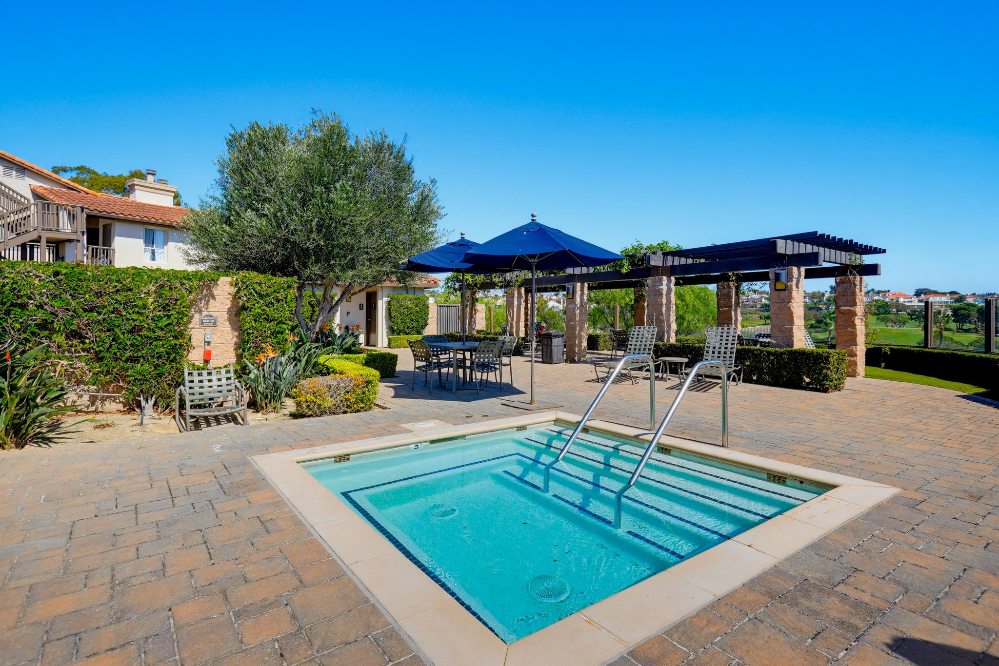 Virtual tour photo 61 of 71 for 34 Corniche Dr
