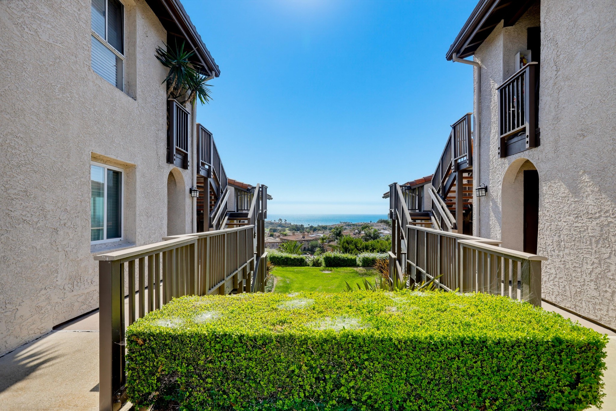 Virtual tour photo 67 of 71 for 34 Corniche Dr