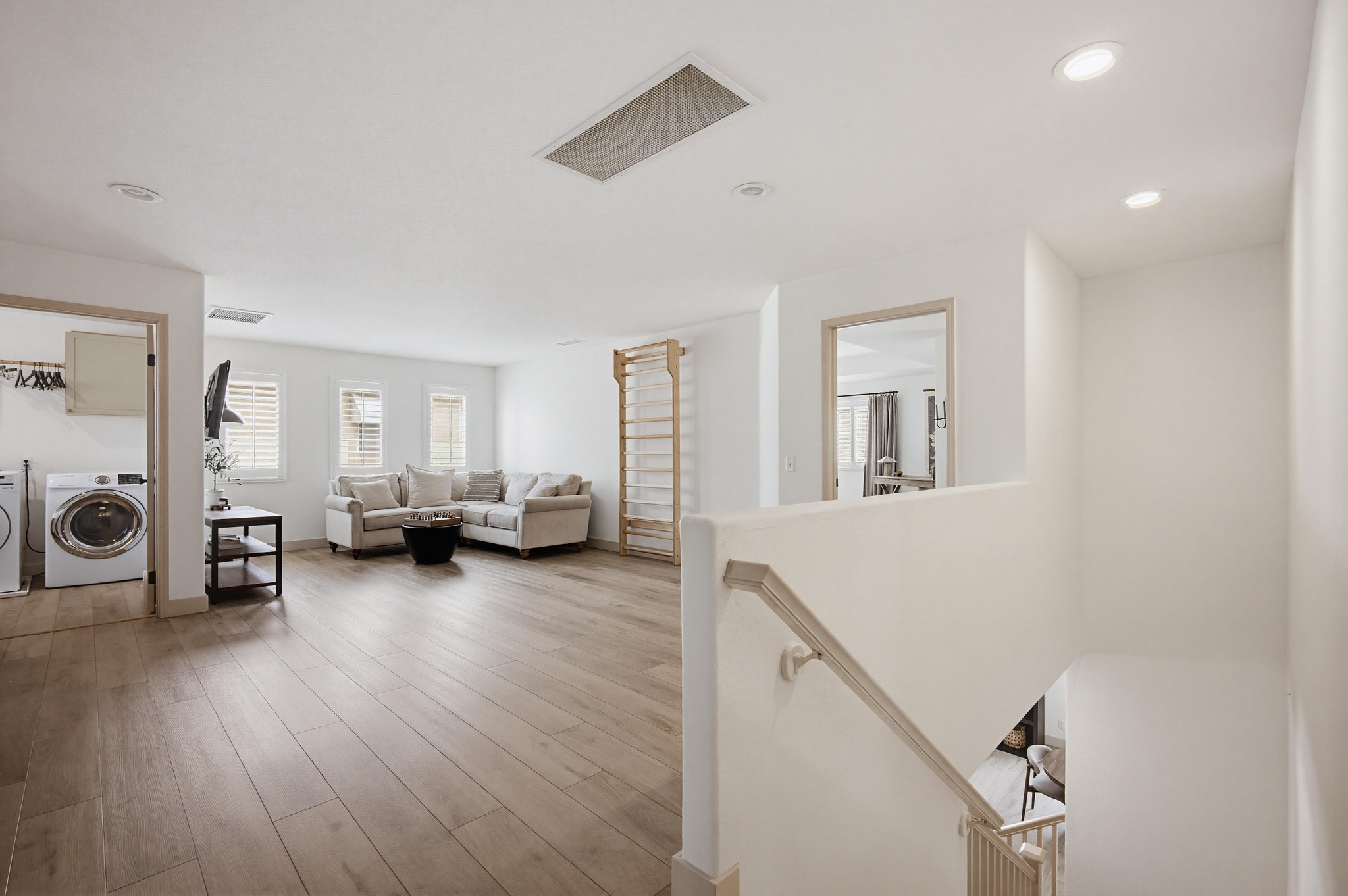 Virtual tour photo 31 of 75 for 34027 Abbey Rd