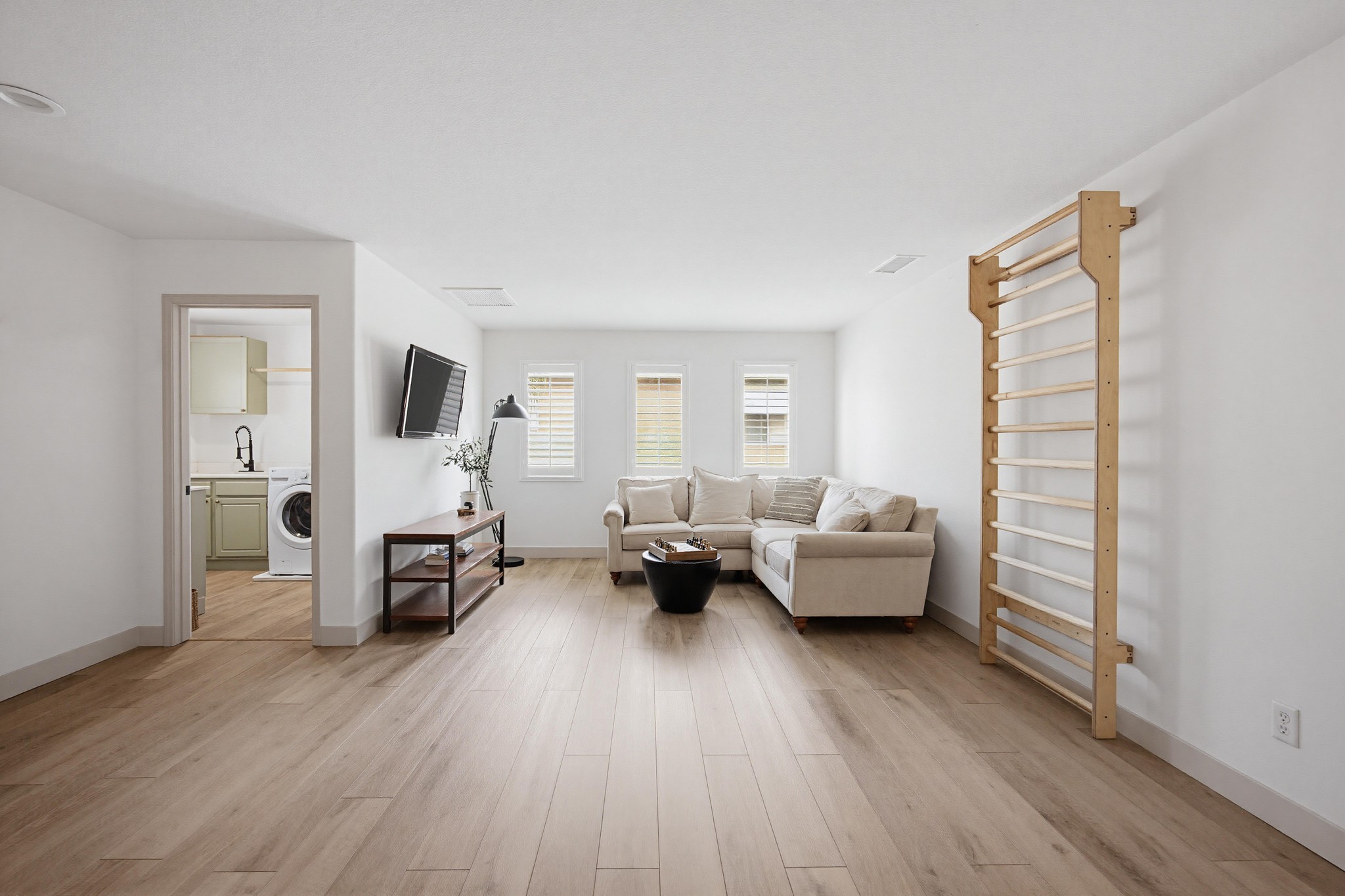 Virtual tour photo 30 of 68 for 34027 Abbey Rd