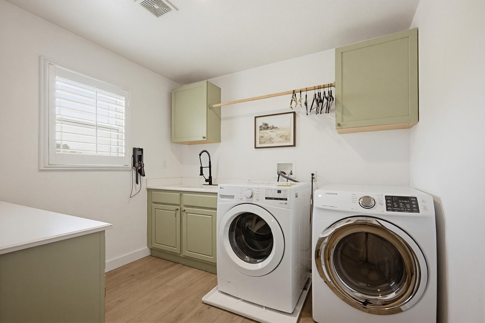 Virtual tour photo 32 of 68 for 34027 Abbey Rd