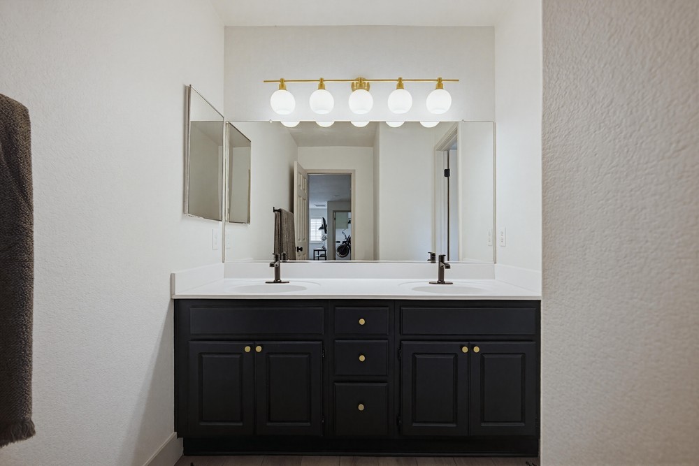 Virtual tour photo 36 of 68 for 34027 Abbey Rd