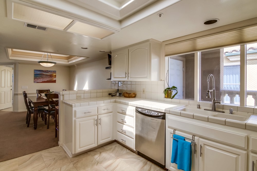 Virtual tour photo 31 of 102 for 3405 Ocean Front Walk
