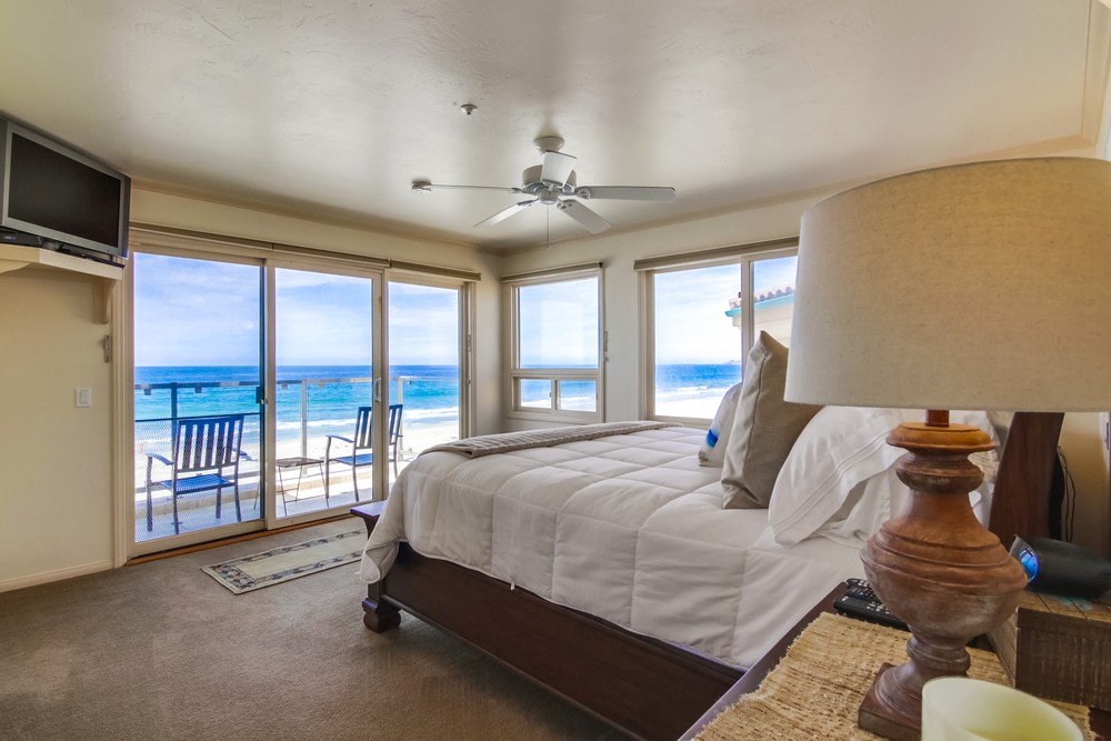 Virtual tour photo 35 of 102 for 3405 Ocean Front Walk