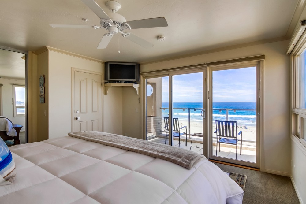 Virtual tour photo 38 of 102 for 3405 Ocean Front Walk
