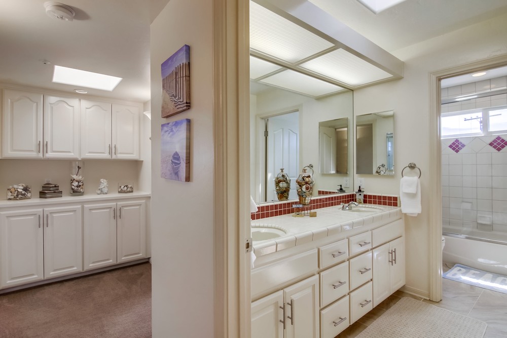 Virtual tour photo 56 of 102 for 3405 Ocean Front Walk
