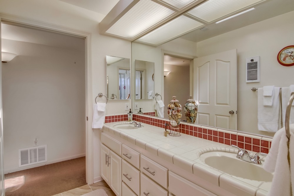 Virtual tour photo 59 of 102 for 3405 Ocean Front Walk