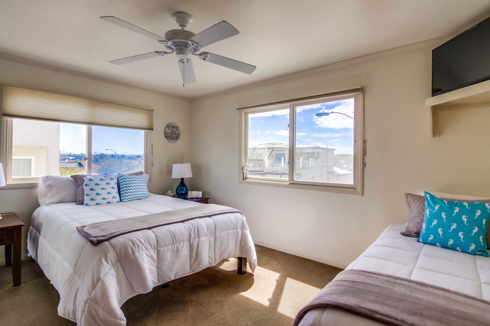 Virtual tour photo 62 of 102 for 3405 Ocean Front Walk