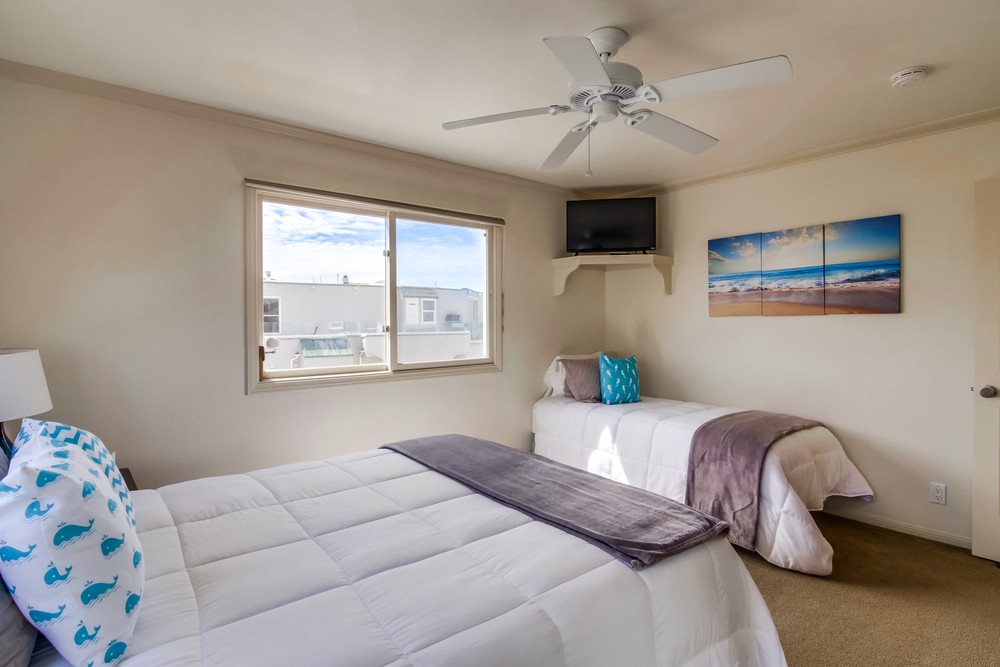 Virtual tour photo 63 of 102 for 3405 Ocean Front Walk