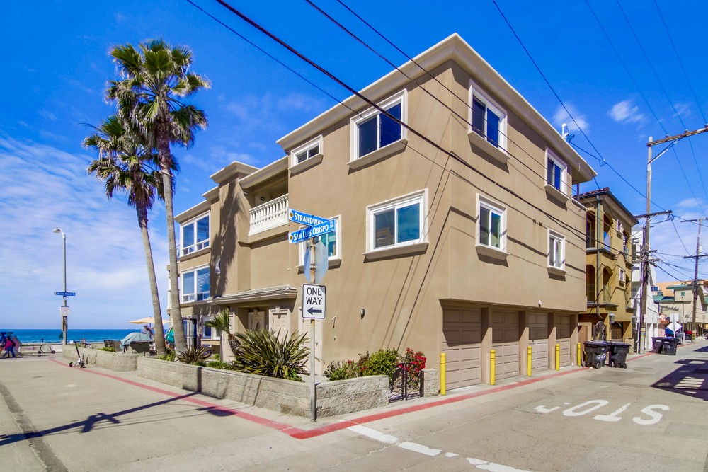 Virtual tour photo 70 of 102 for 3405 Ocean Front Walk
