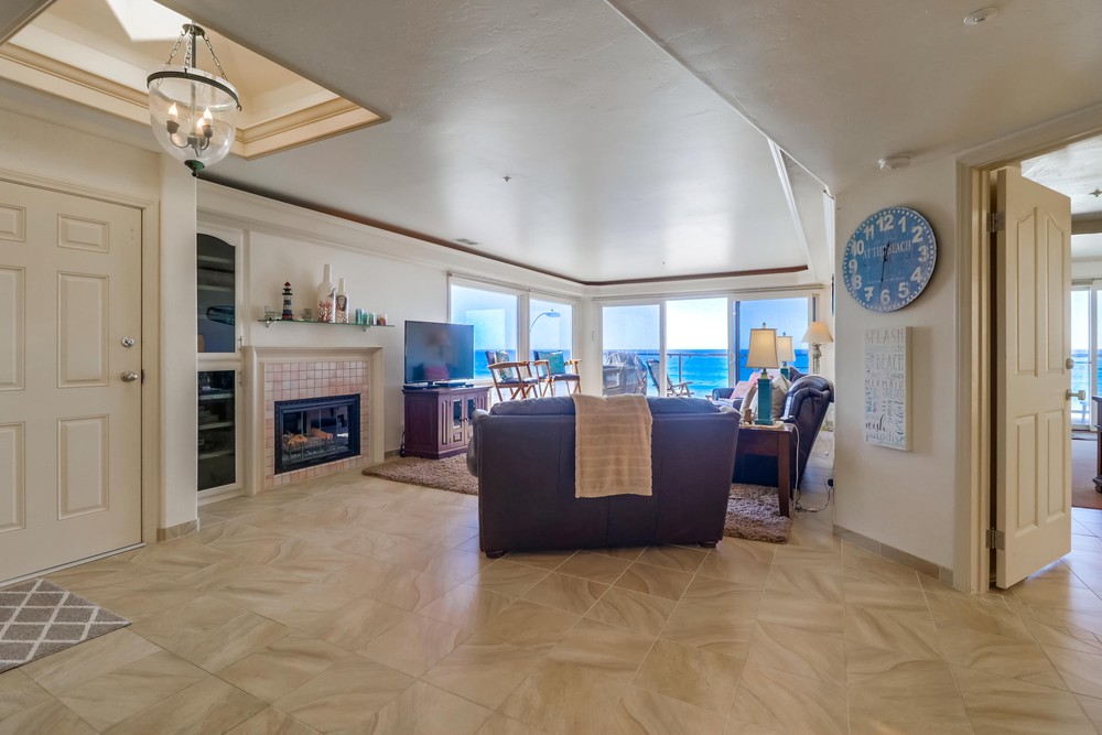 Virtual tour photo 75 of 102 for 3405 Ocean Front Walk