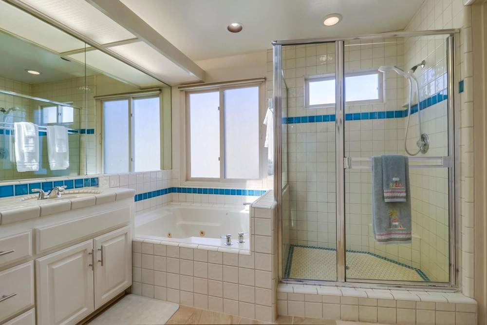 Virtual tour photo 96 of 102 for 3405 Ocean Front Walk