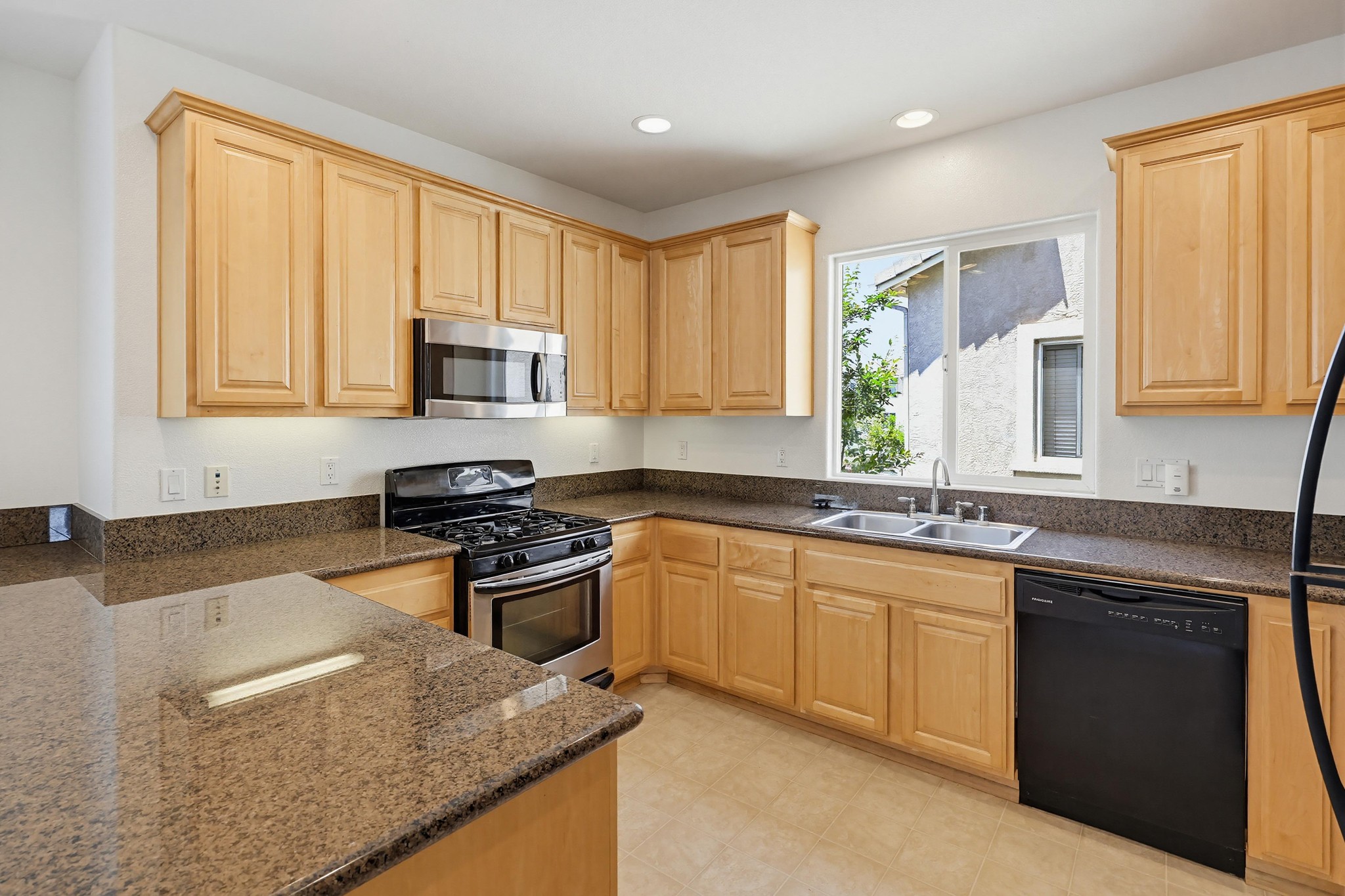 Virtual tour photo 24 of 58 for 341 Kentucky Ave