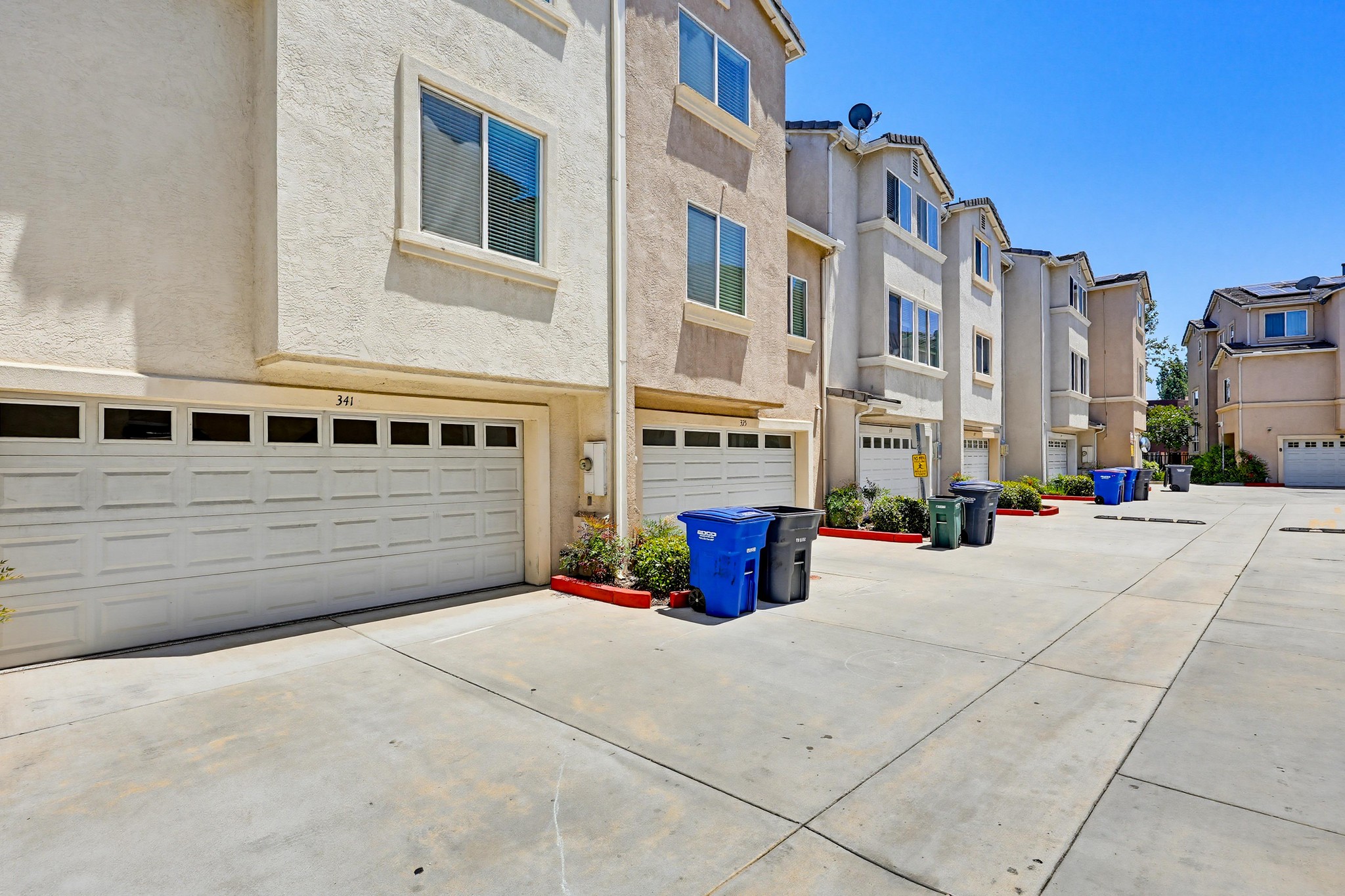 Virtual tour photo 57 of 58 for 341 Kentucky Ave