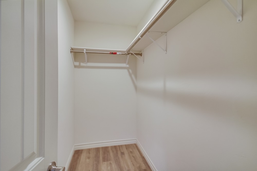Virtual tour photo 44 of 73 for 3411 Nile St