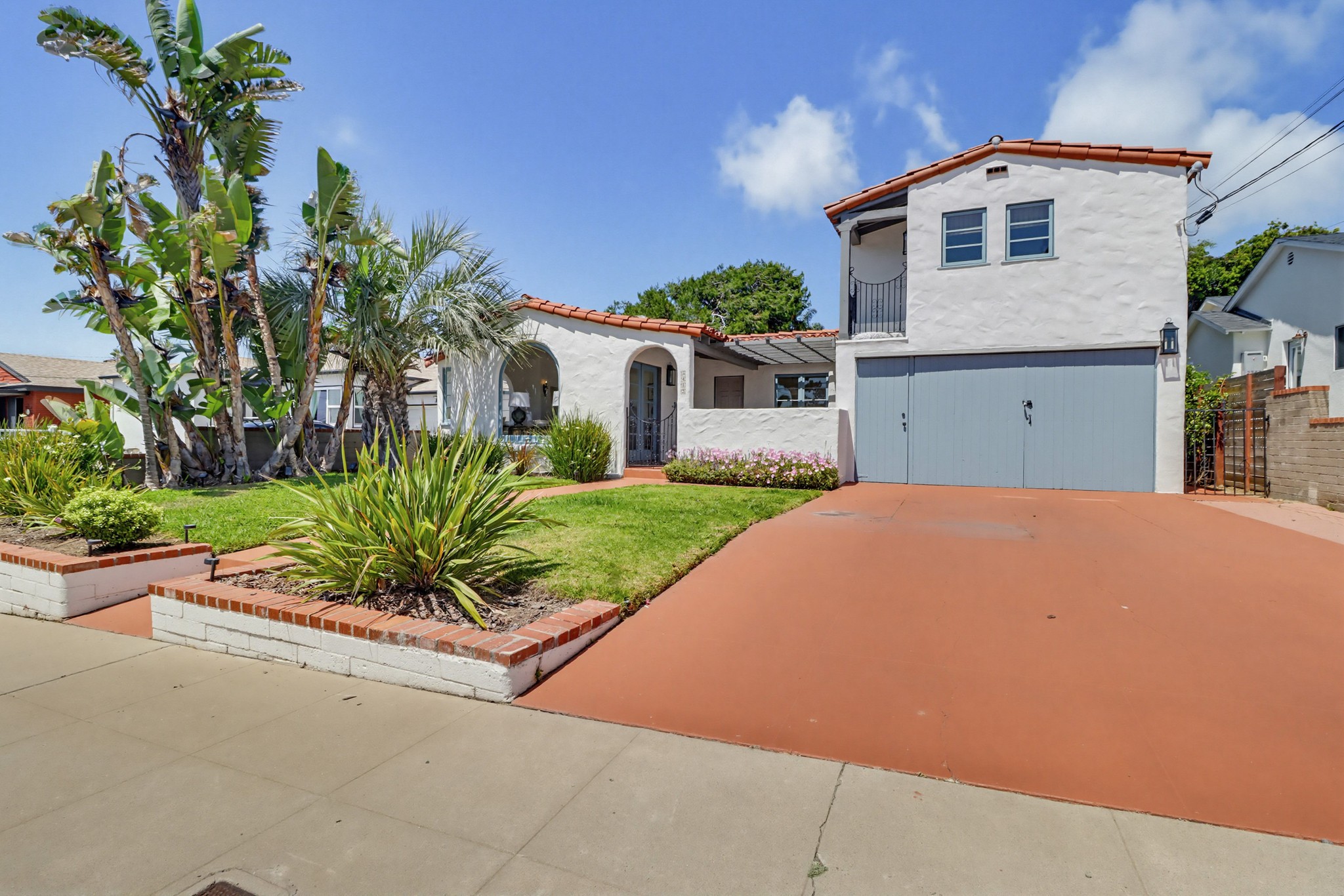 Virtual tour photo 1 of 72 for 3412 Russell St