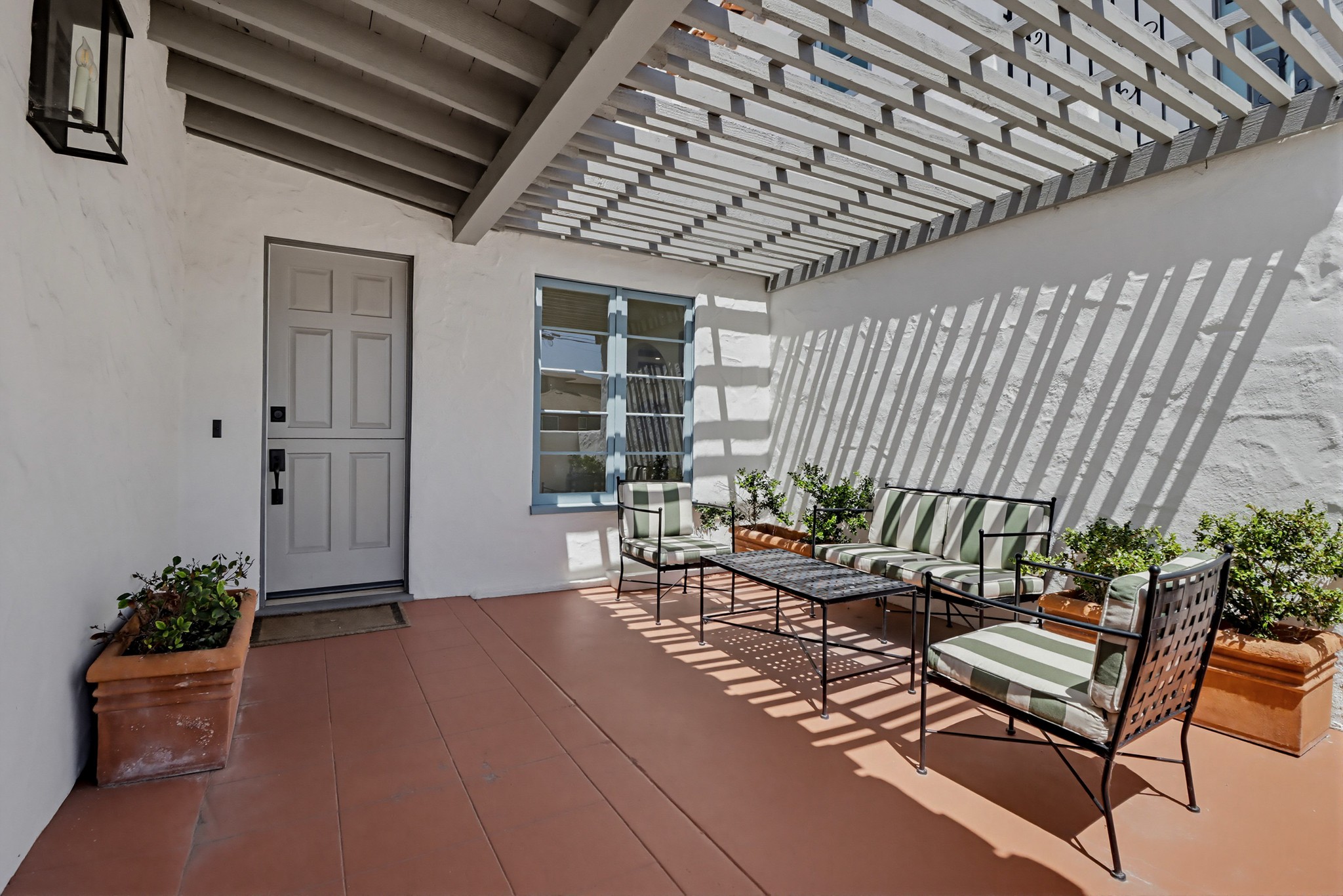 Virtual tour photo 8 of 72 for 3412 Russell St