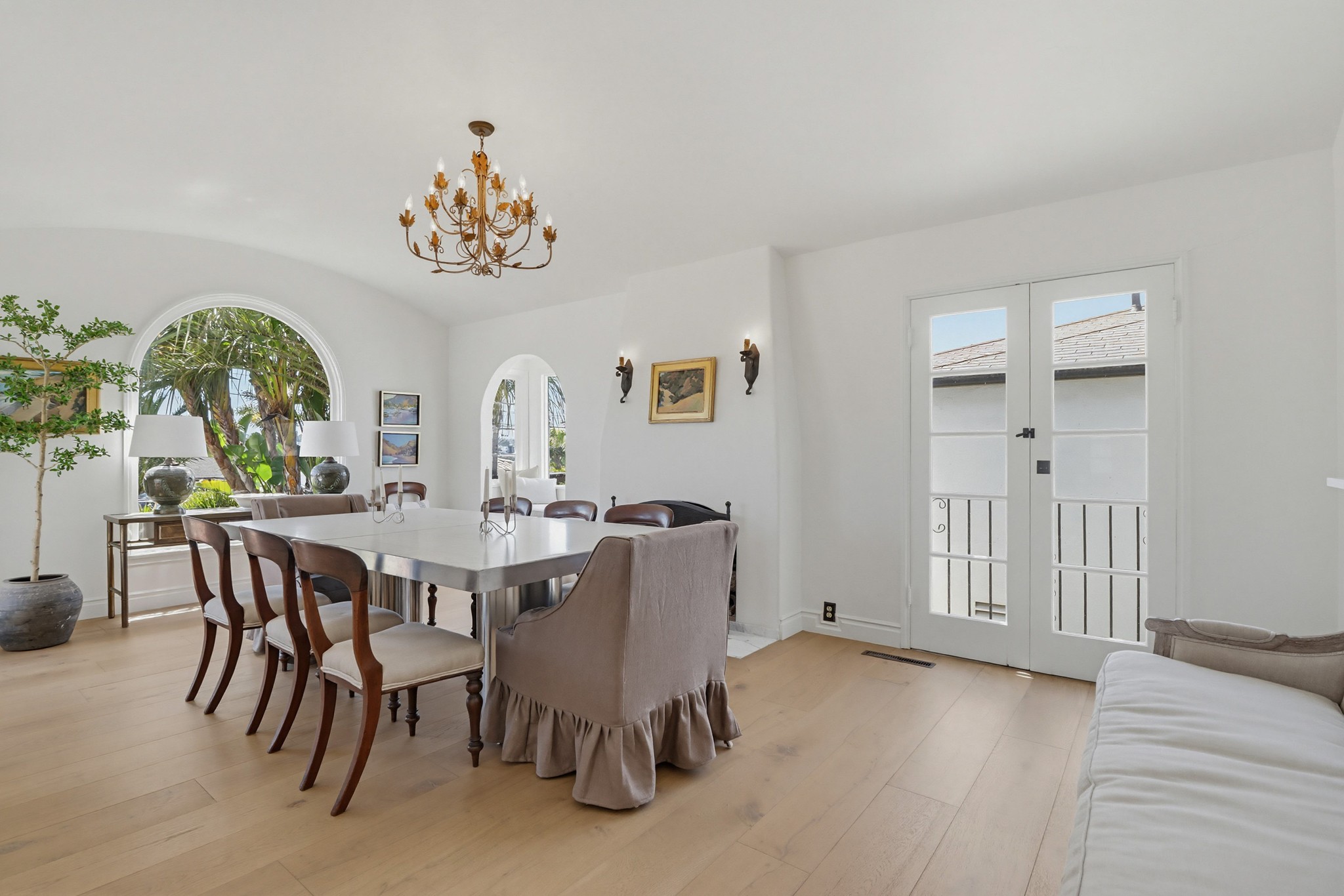 Virtual tour photo 16 of 72 for 3412 Russell St