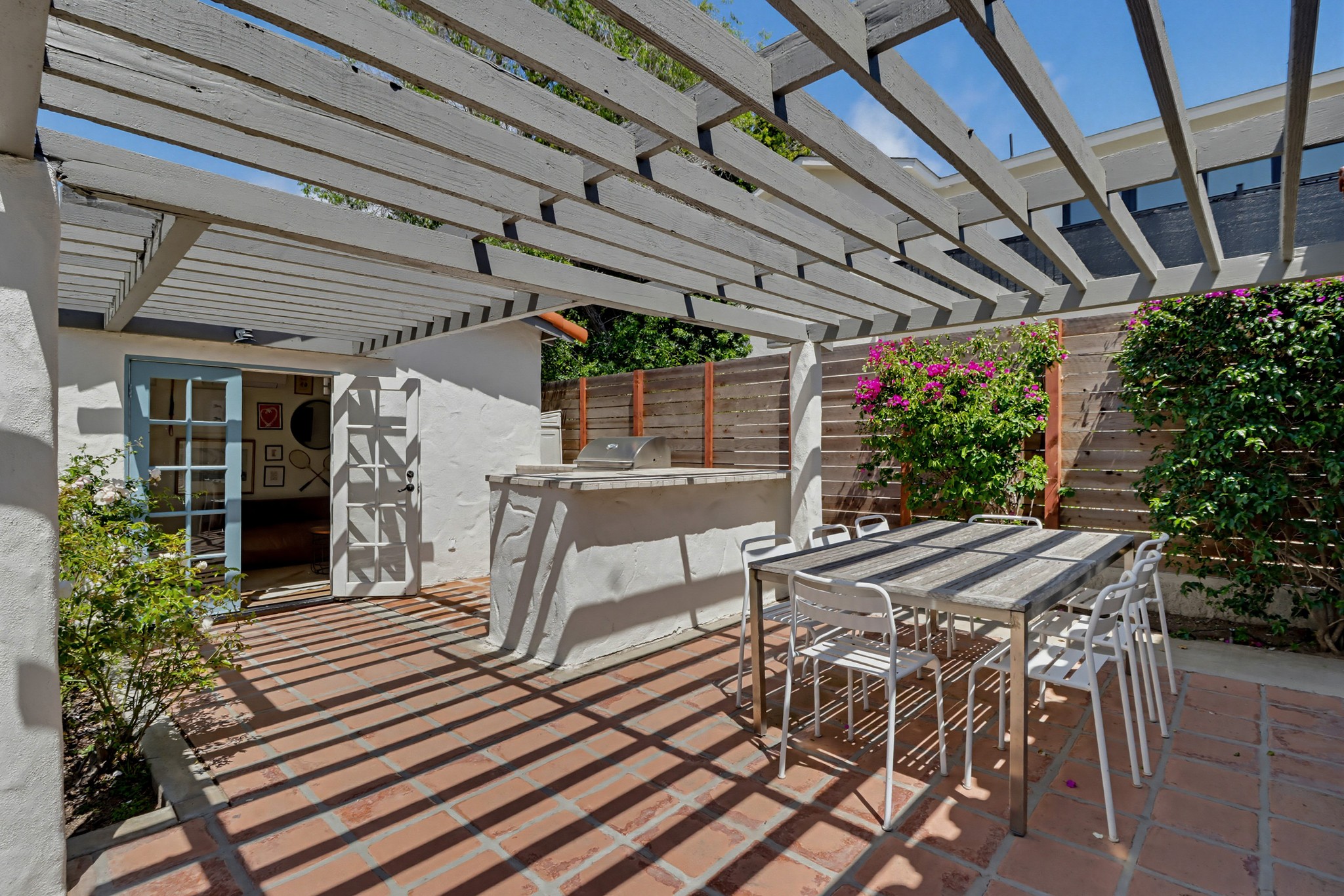 Virtual tour photo 68 of 72 for 3412 Russell St