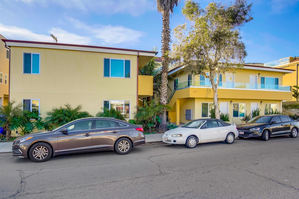 Virtual tour photo 4 of 57 for 3414 Mission Blvd;  Unit 12