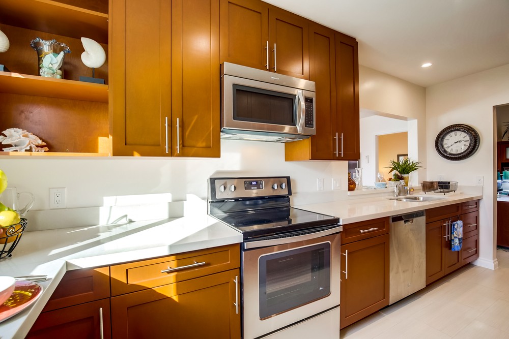 Virtual tour photo 27 of 57 for 3414 Mission Blvd;  Unit 12