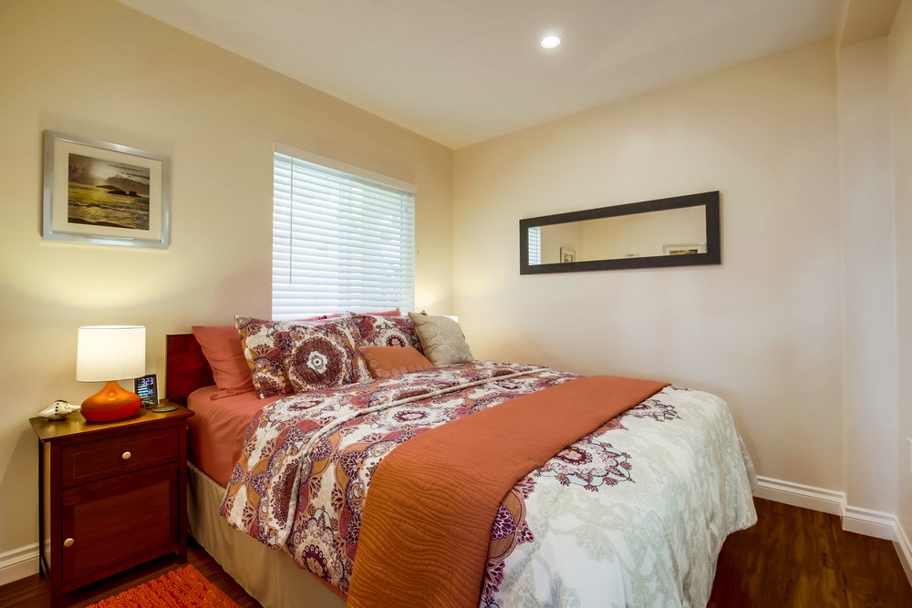Virtual tour photo 30 of 57 for 3414 Mission Blvd;  Unit 12