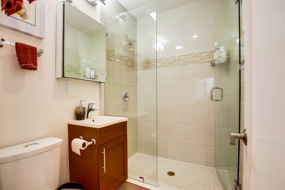 Virtual tour photo 34 of 57 for 3414 Mission Blvd;  Unit 12