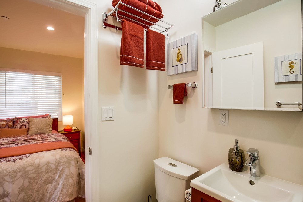 Virtual tour photo 35 of 57 for 3414 Mission Blvd;  Unit 12