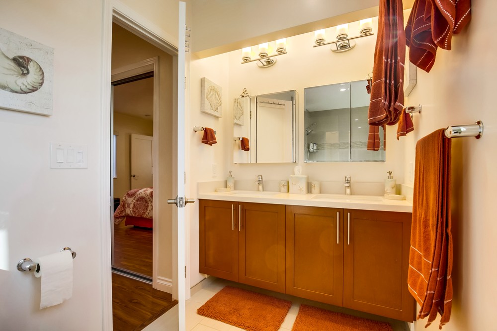 Virtual tour photo 42 of 57 for 3414 Mission Blvd;  Unit 12