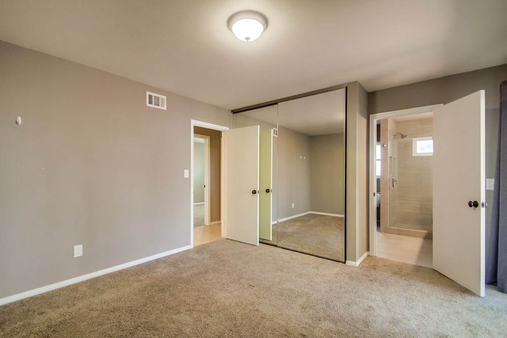 Virtual tour photo 40 of 60 for 3415 Conrad Ave