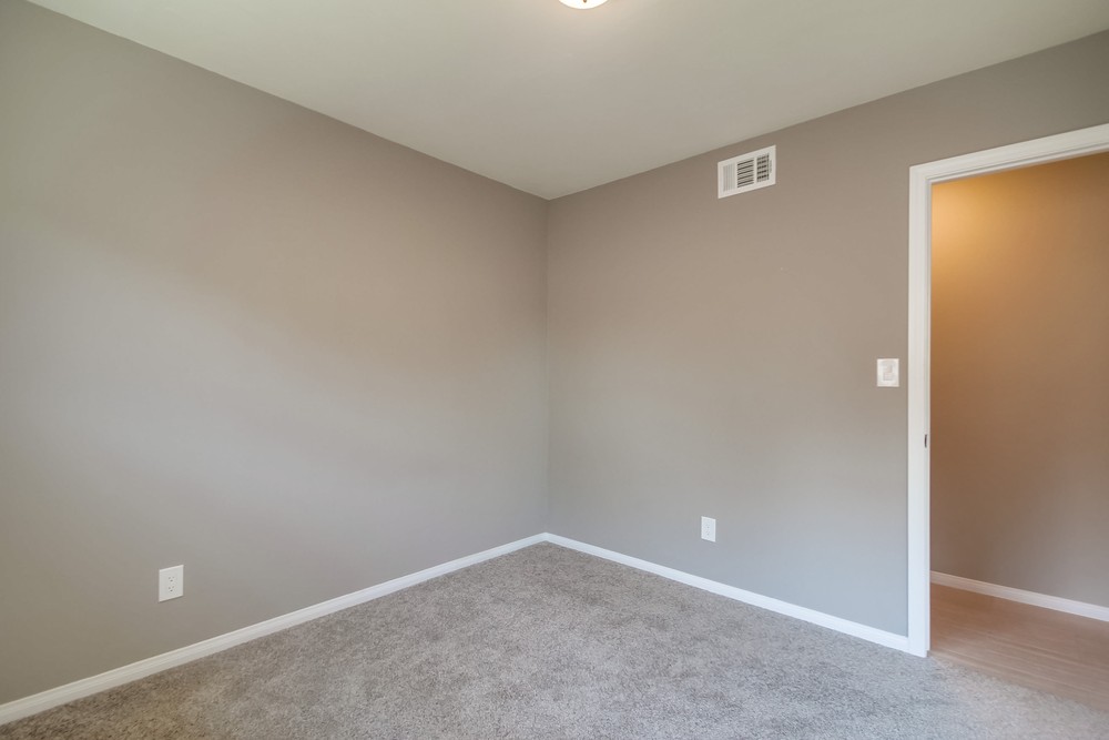 Virtual tour photo 42 of 60 for 3415 Conrad Ave
