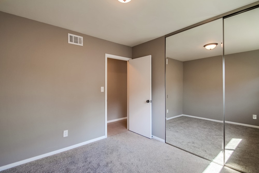 Virtual tour photo 43 of 60 for 3415 Conrad Ave