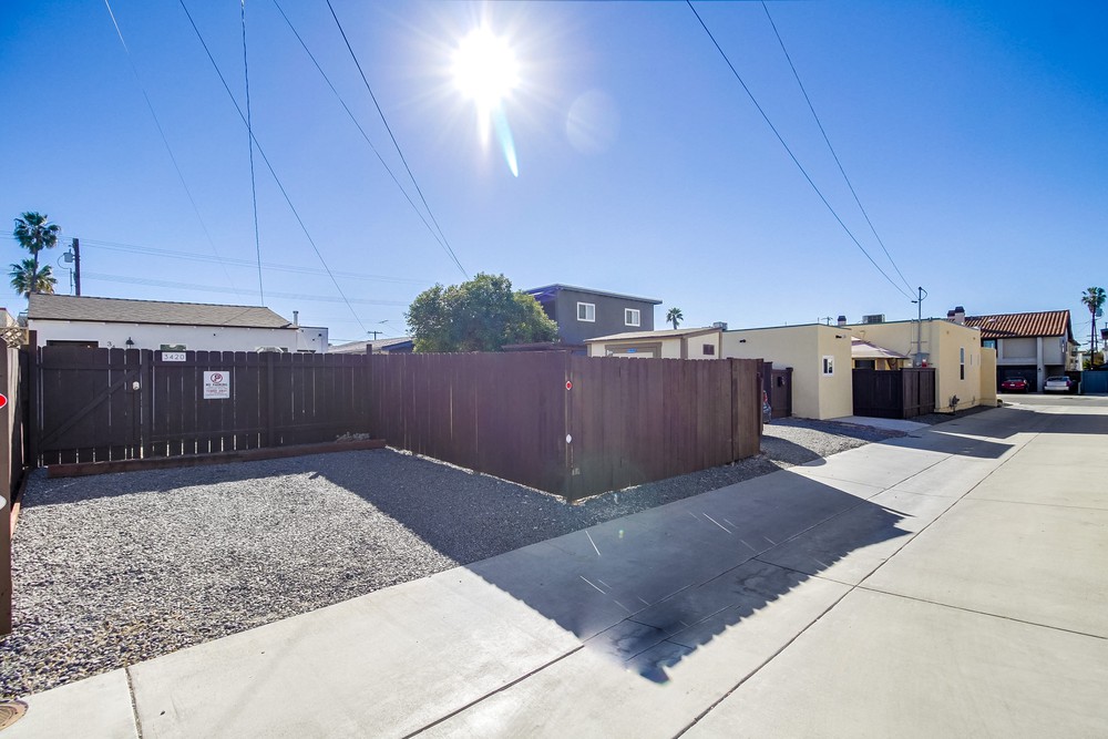 Virtual tour photo 1 of 53 for 3420 Monroe Ave