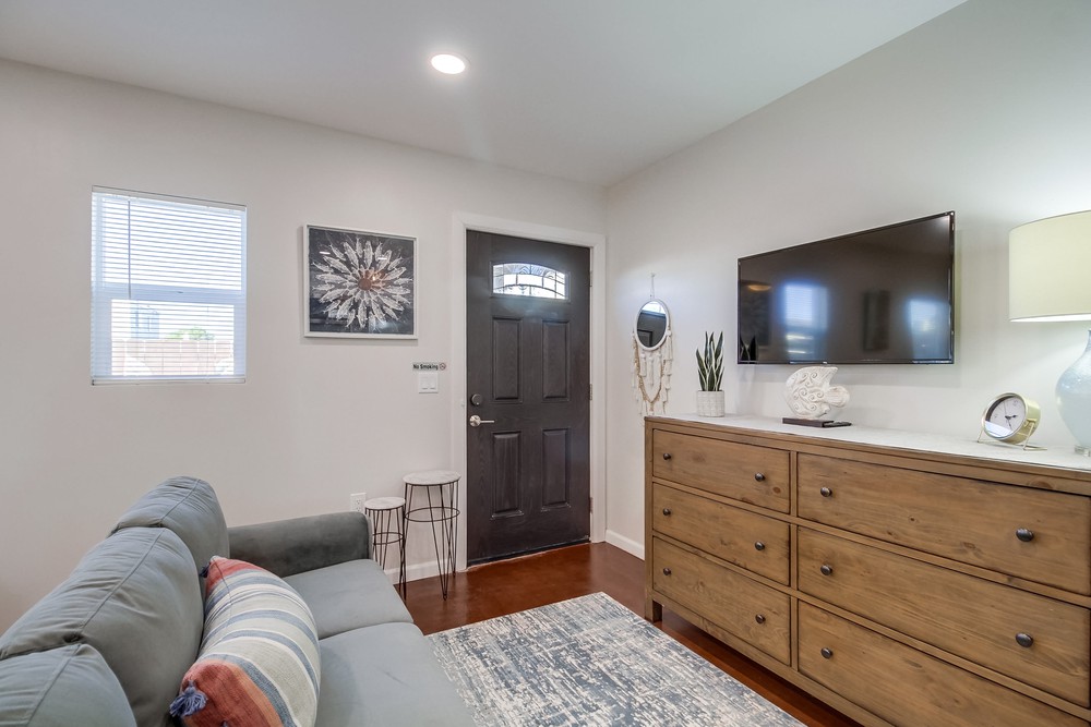 Virtual tour photo 23 of 53 for 3420 Monroe Ave