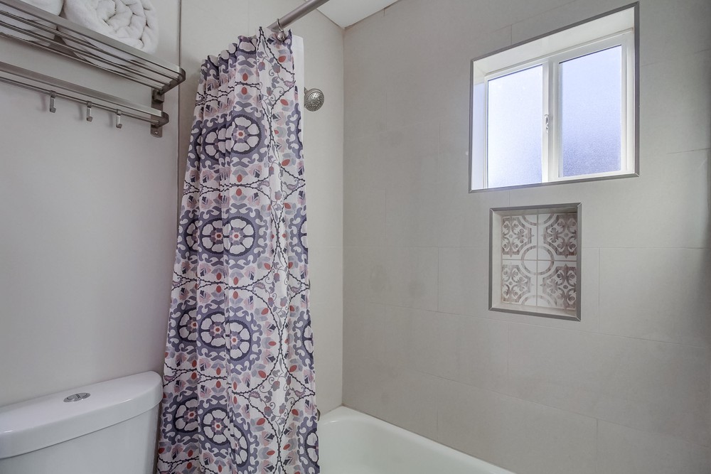 Virtual tour photo 30 of 53 for 3420 Monroe Ave
