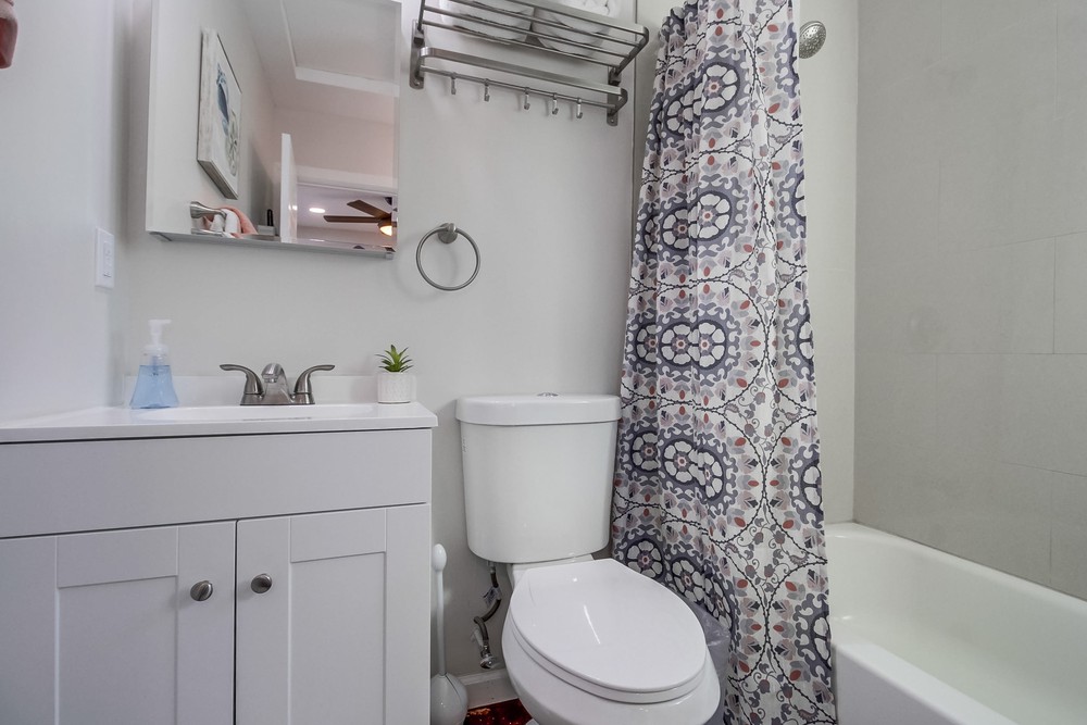 Virtual tour photo 31 of 53 for 3420 Monroe Ave