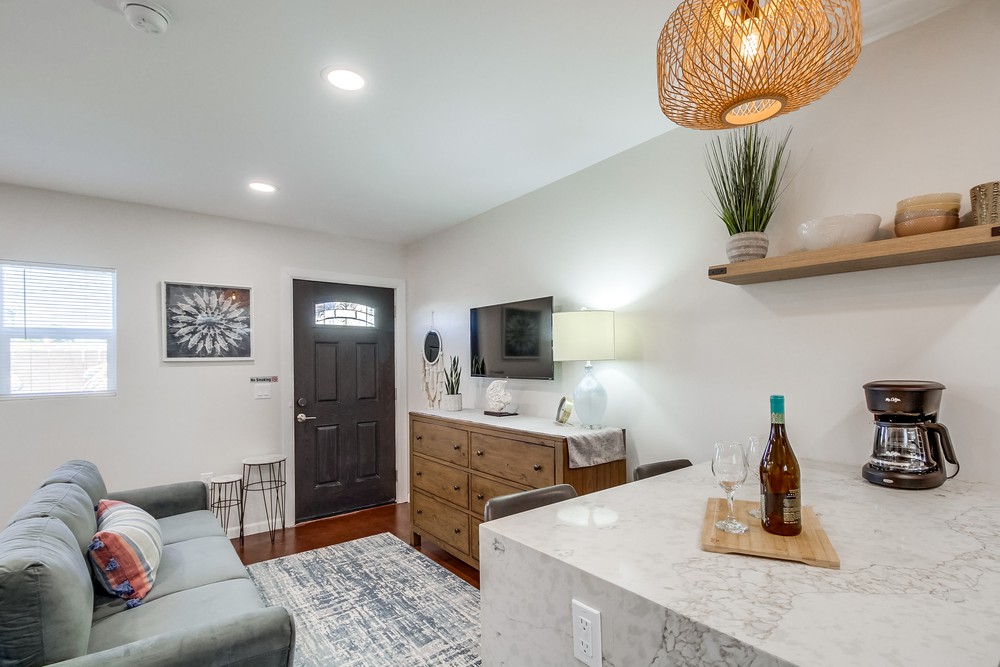 Virtual tour photo 38 of 53 for 3420 Monroe Ave