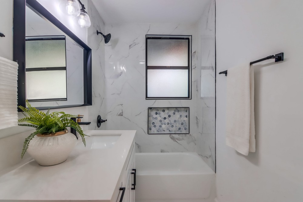 Virtual tour photo 33 of 42 for 3421 60th St
