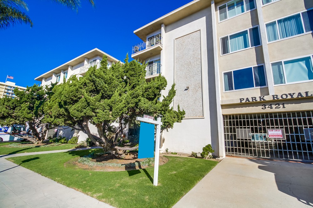Virtual tour photo 4 of 54 for 3421 Park Blvd
