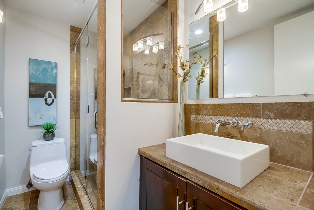 Virtual tour photo 33 of 54 for 3421 Park Blvd
