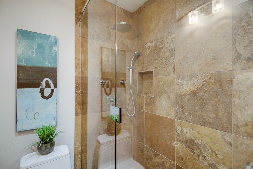 Virtual tour photo 34 of 54 for 3421 Park Blvd