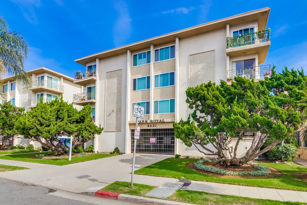Virtual tour photo 3 of 43 for 3421 Park Blvd