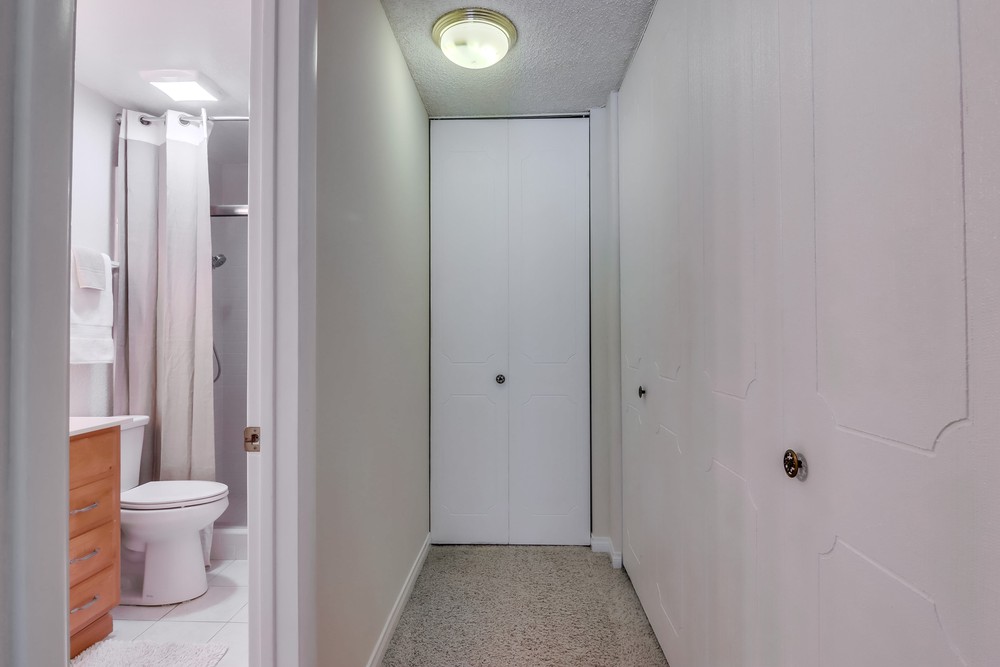 Virtual tour photo 38 of 43 for 3421 Park Blvd