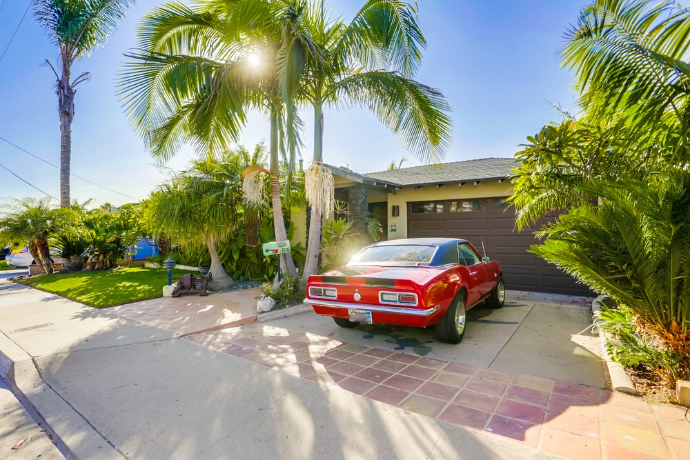 Virtual tour photo 5 of 65 for 3422 Borreson St