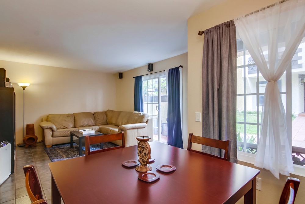 Virtual tour photo 18 of 40 for 3422 Palm Ave UNIT 4