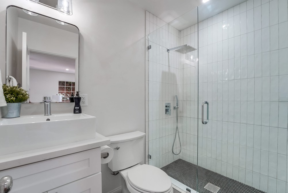 Virtual tour photo 54 of 87 for 3422 Whittier St