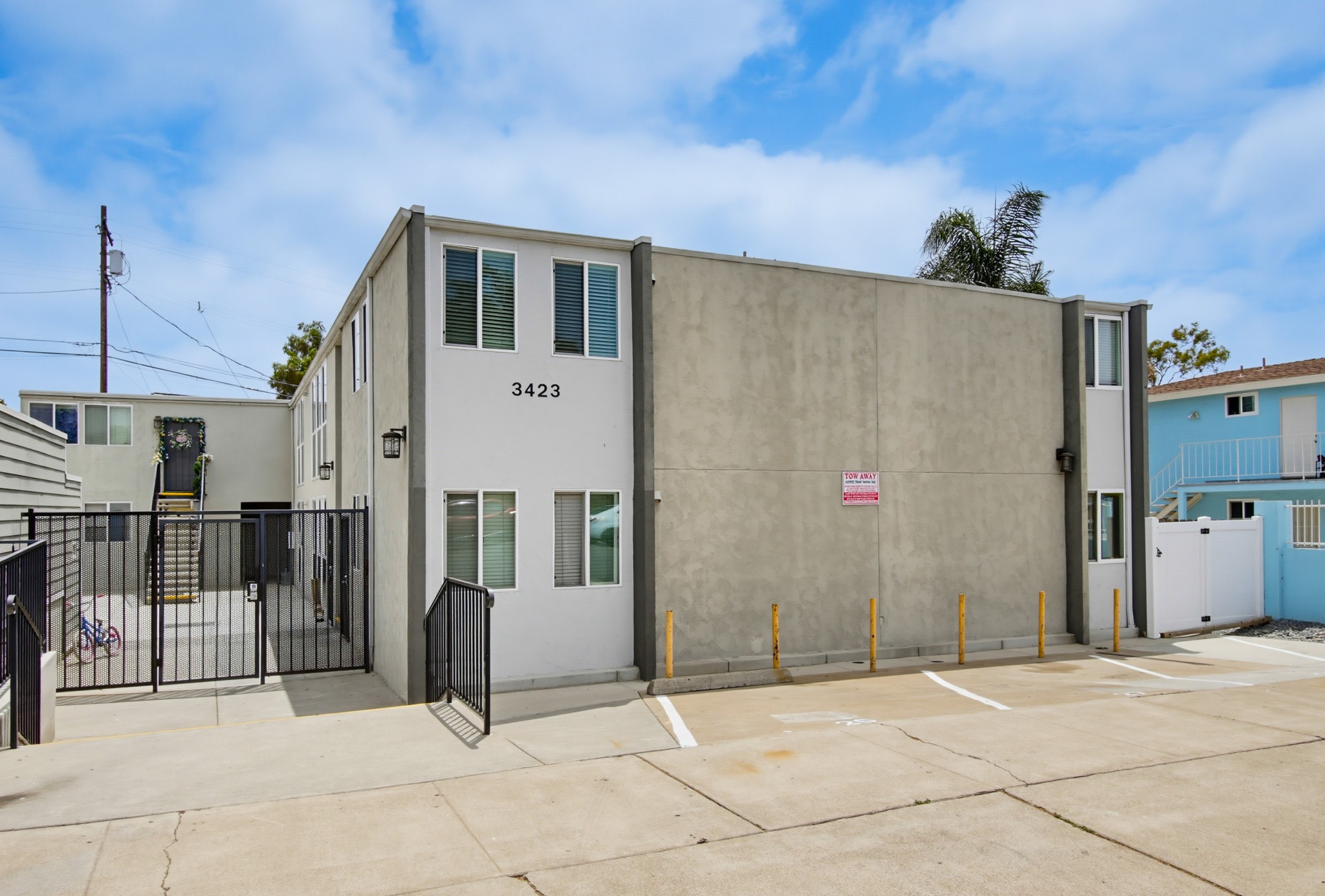 Virtual tour photo 1 of 71 for 3423 Marlborough Ave
