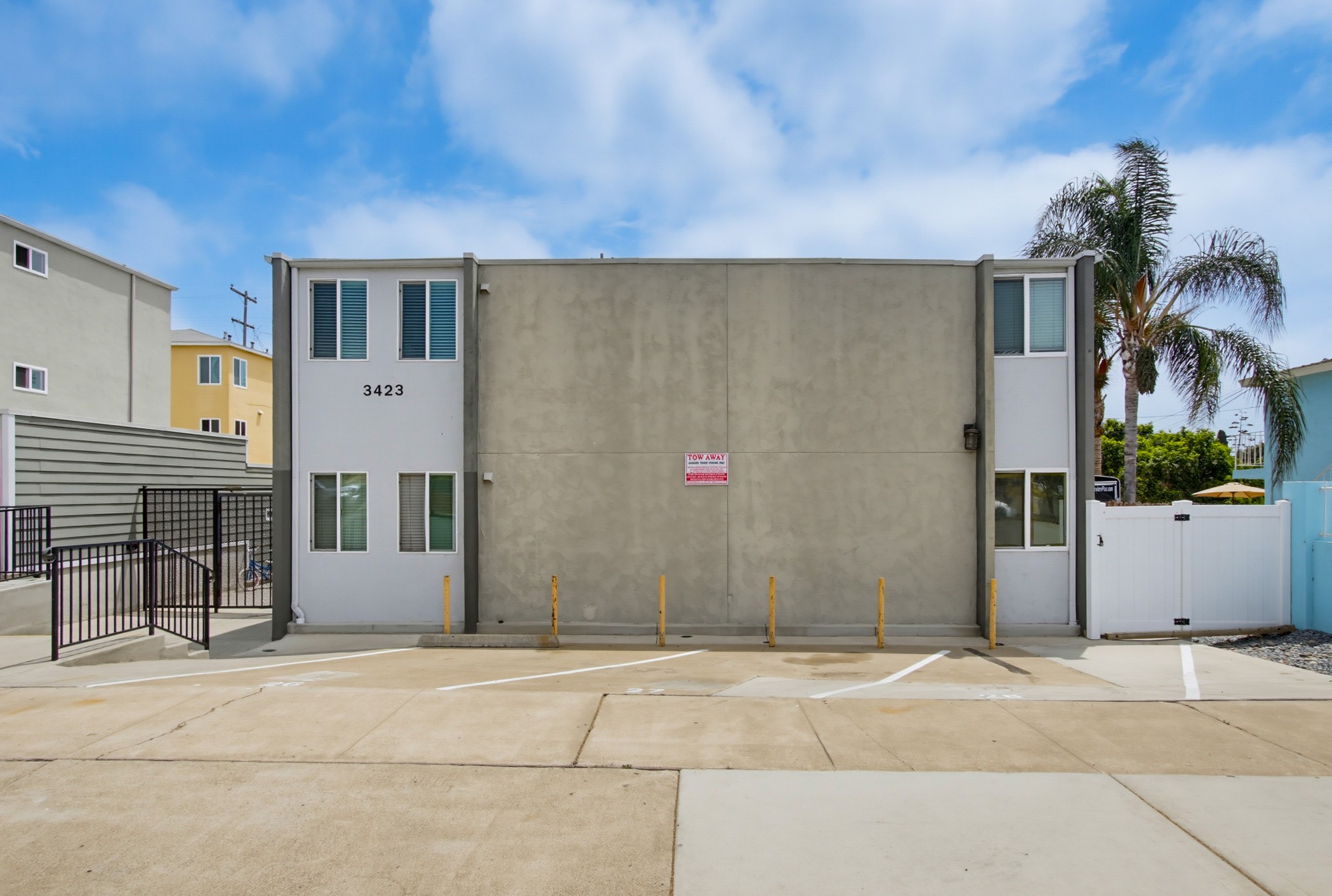 Virtual tour photo 3 of 71 for 3423 Marlborough Ave