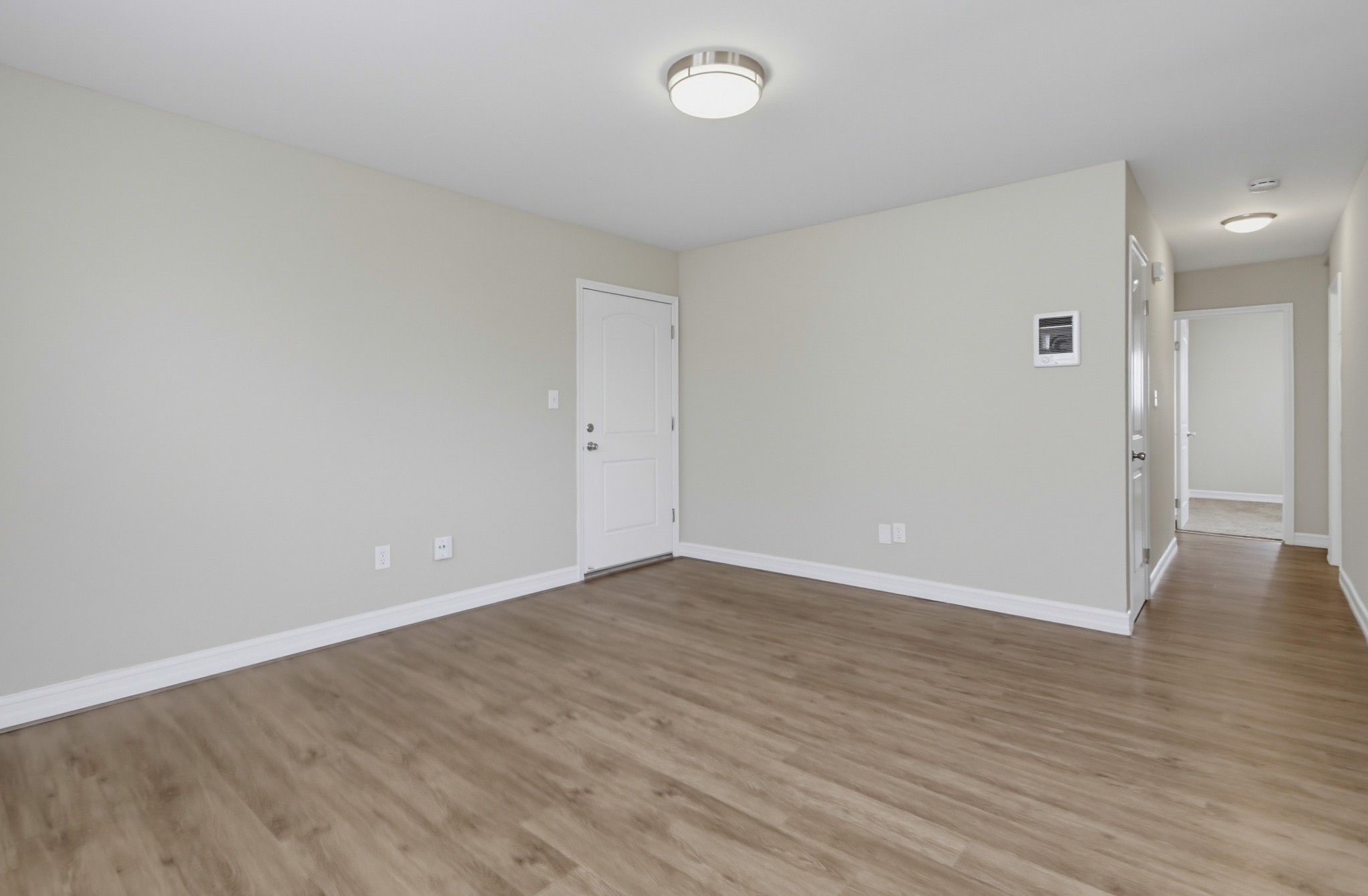 Virtual tour photo 13 of 71 for 3423 Marlborough Ave